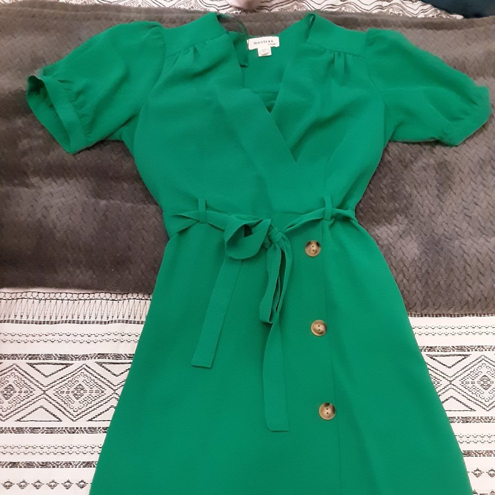 Green midi dress